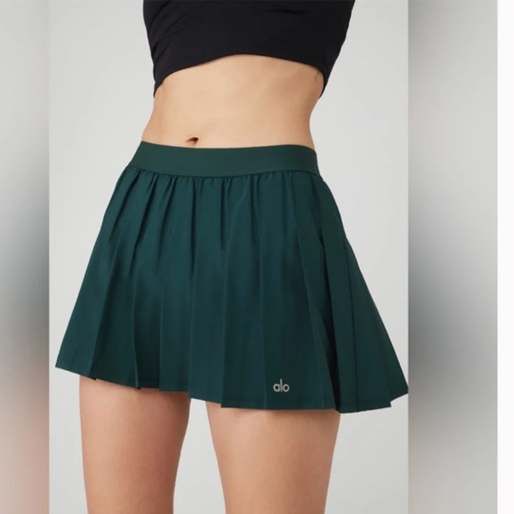 Alo Yoga Varsity Tennis Skirt in Midnight Green Medium - Picture 1 of 12